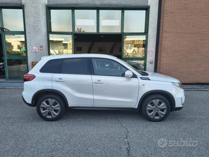 Suzuki Vitara 2020 photo 2