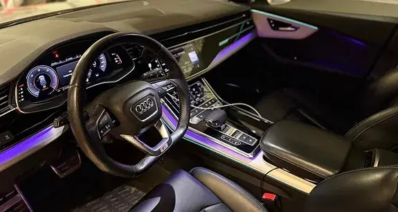 Audi Q8 2019 photo 5