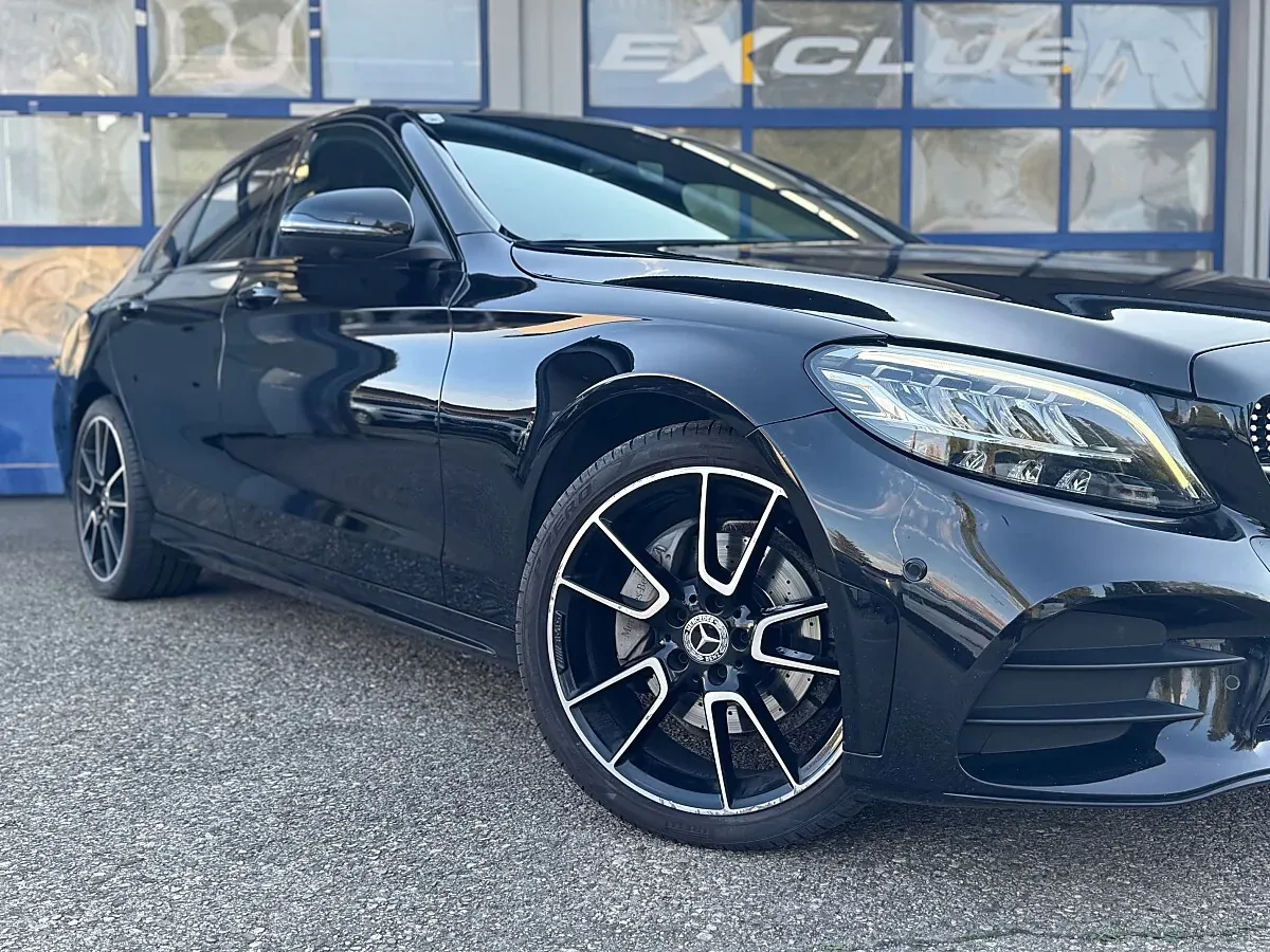 Mercedes-Benz C-Class 2019 photo 2