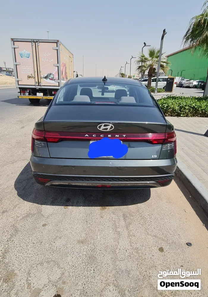 Hyundai Accent 2026 photo 2