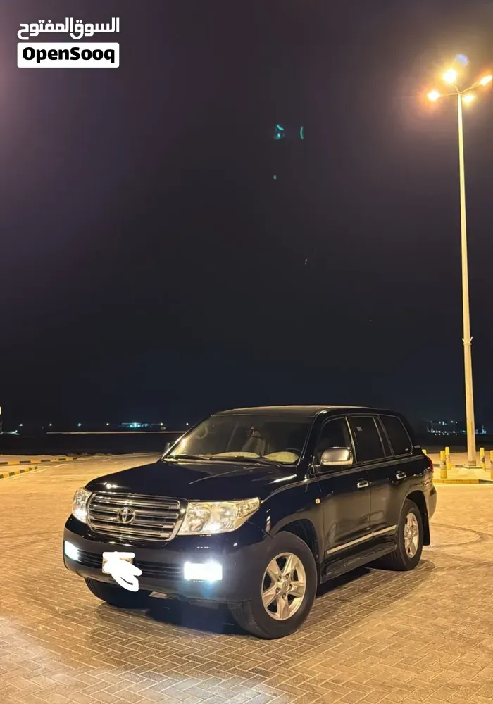 Toyota Land Cruiser 2010 photo 3