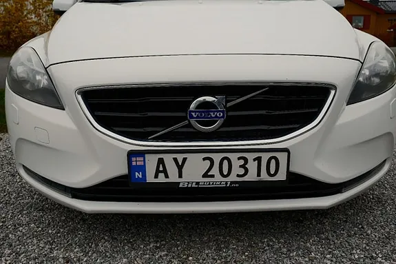 Volvo V40 2013 photo 5