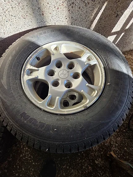 Mitsubishi L200 2012 photo 4