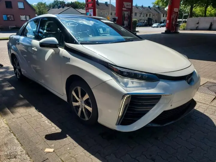 Toyota Mirai