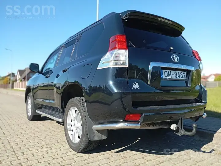 Toyota Land Cruiser Prado 2013 photo 5