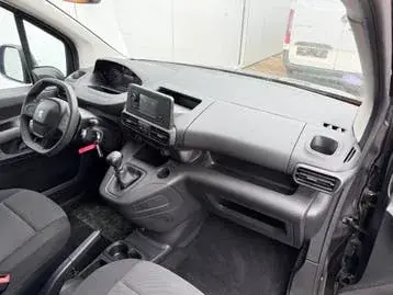 Peugeot Partner 2023 photo 3