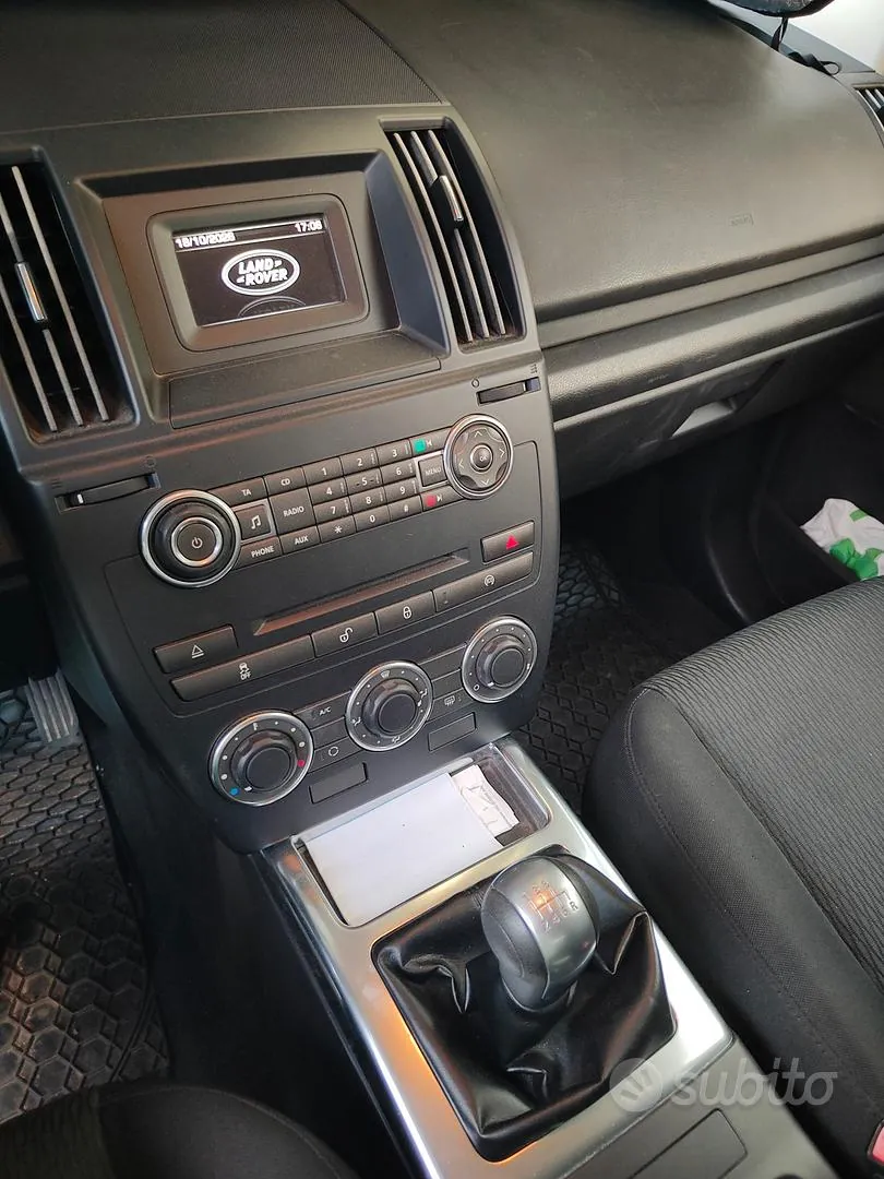 Land Rover Freelander 2013 photo 5