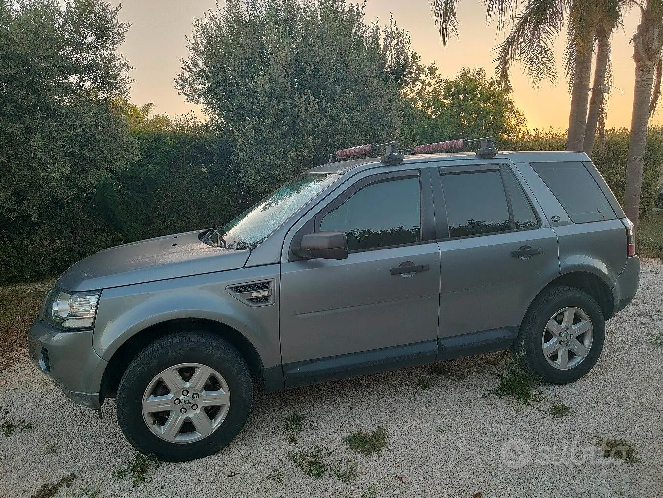 Land Rover Freelander 2013 photo 4