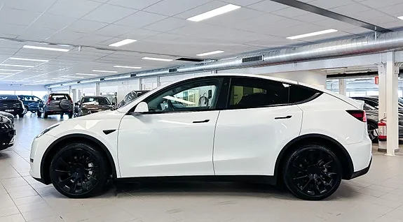 Tesla Model Y 2024 photo 5