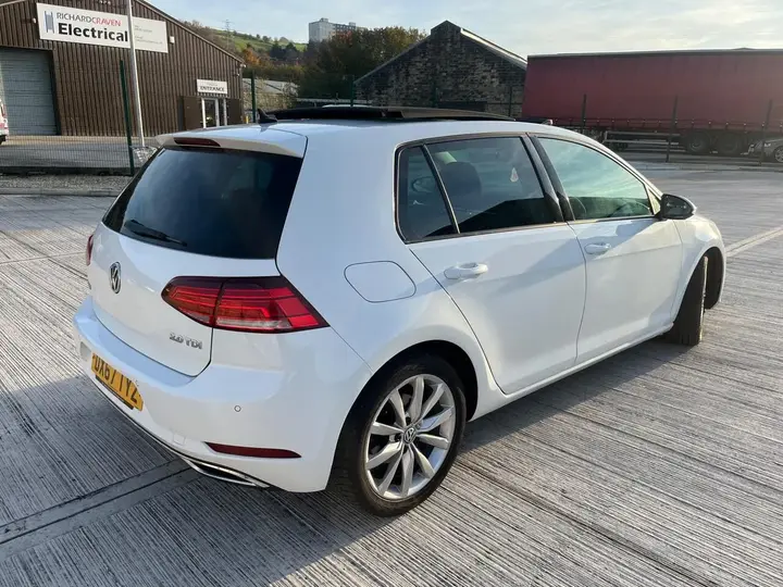 Volkswagen Golf 2017 photo 3
