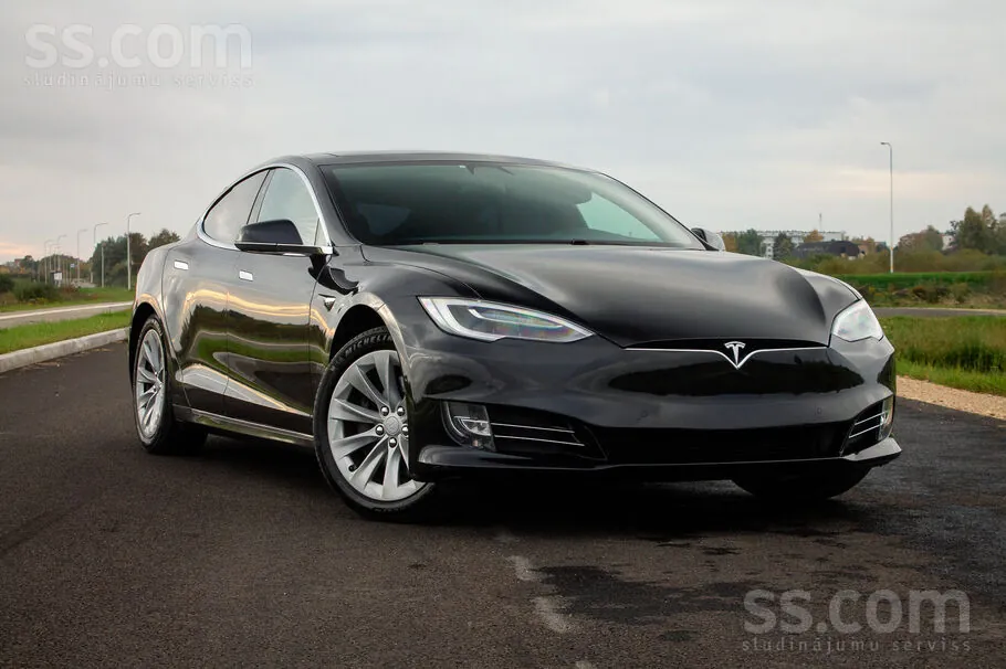 Tesla Model S