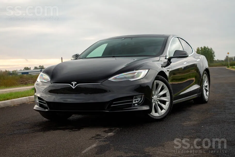 Tesla Model S 2018 photo 3