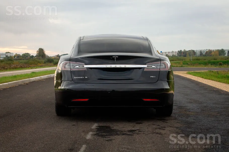 Tesla Model S 2018 photo 5