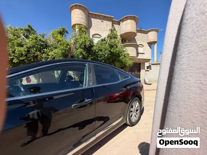Hyundai Azera 2012 photo 2