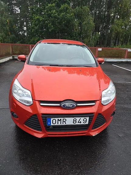 Ford Focus 2011 photo 2