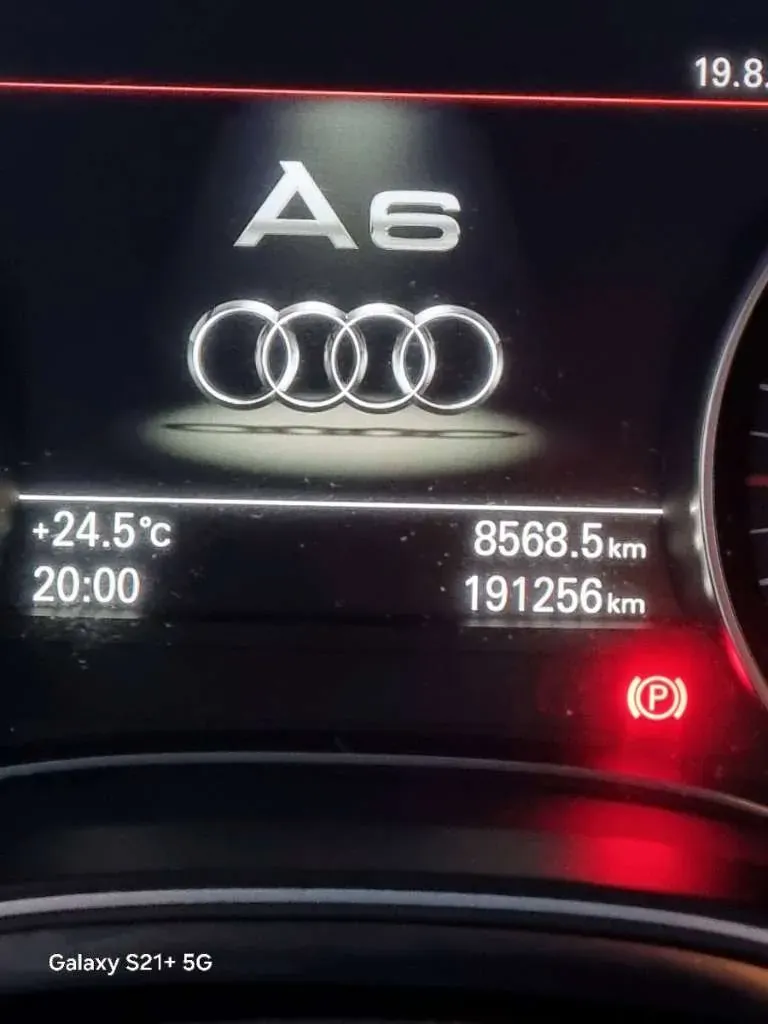Audi A6 2012 photo 3