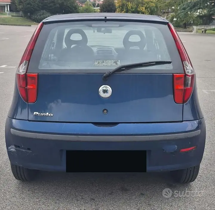 Fiat Punto 2004 photo 3