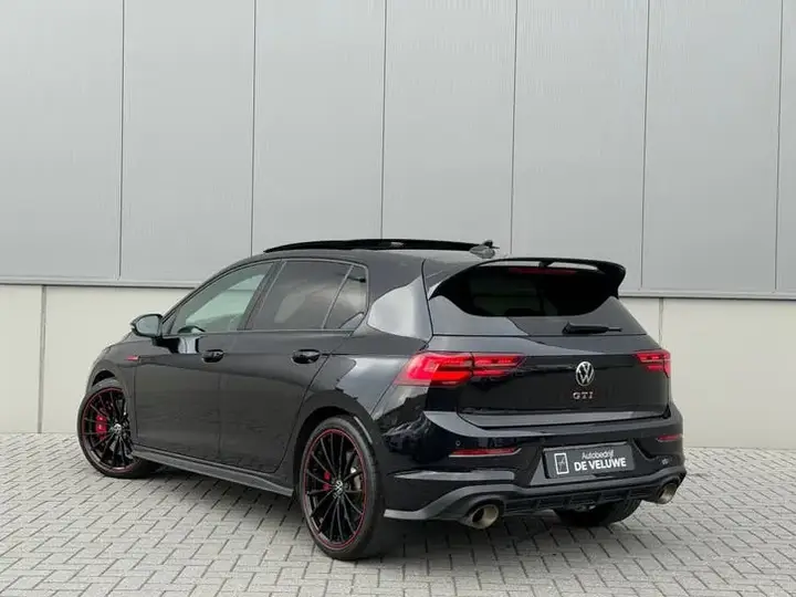 Volkswagen Golf 2023 photo 3