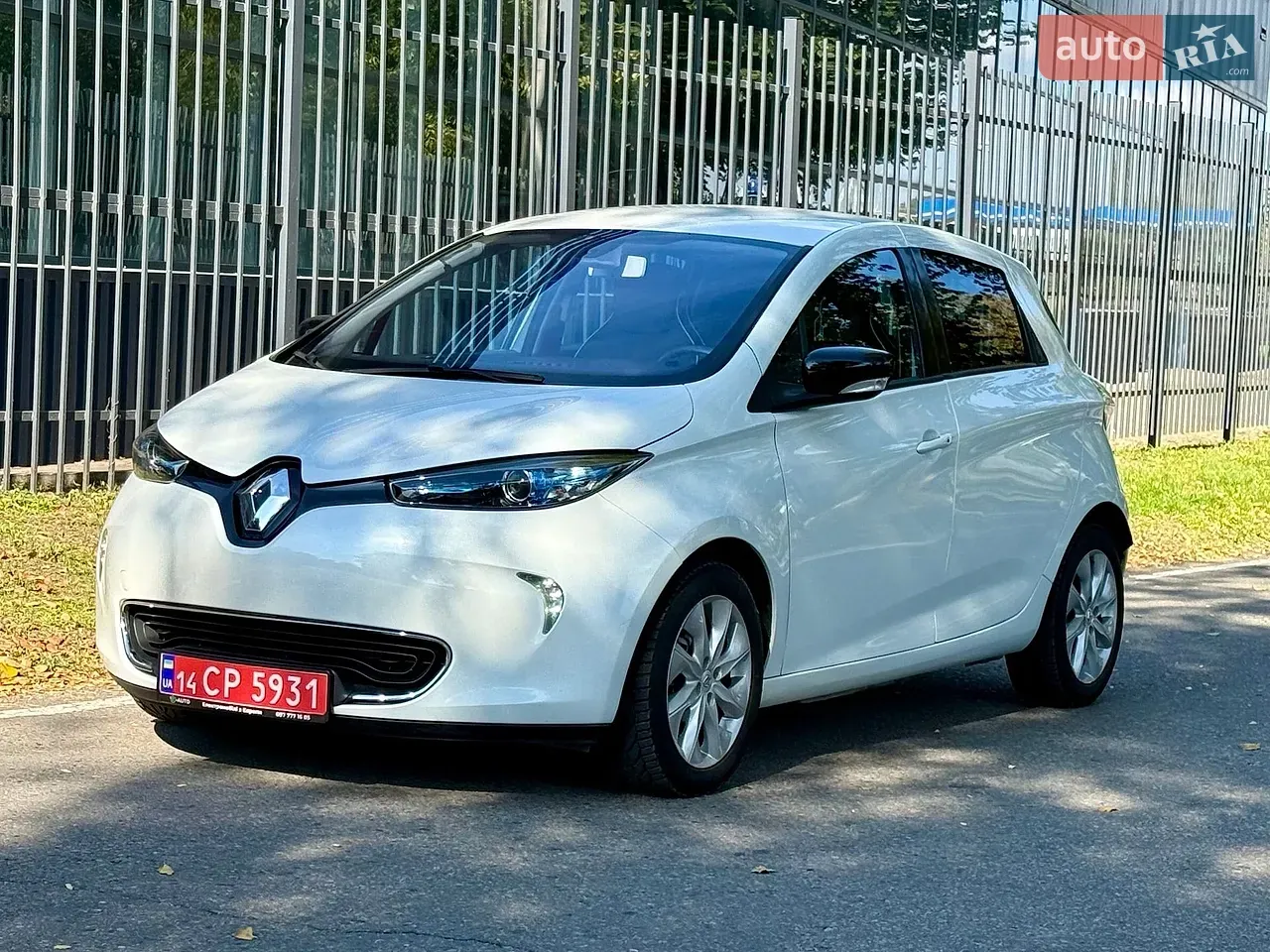 Renault Zoe 2015 photo 3