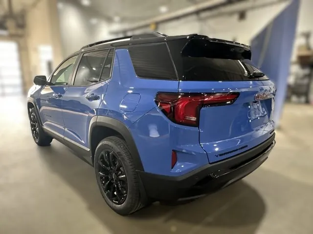GMC Terrain 2027 photo 3