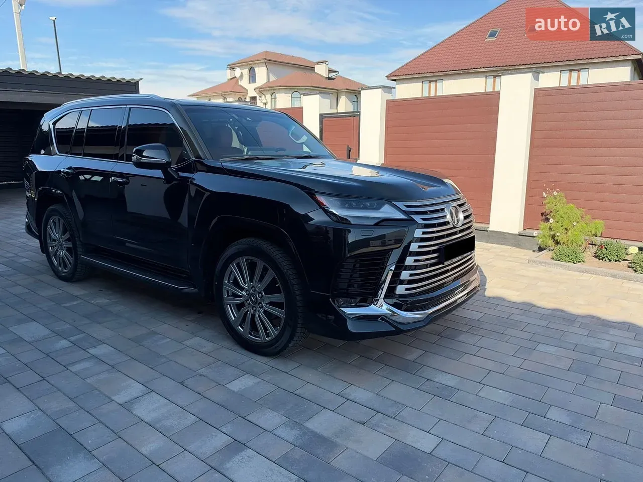 Lexus Lx 2023 photo 2