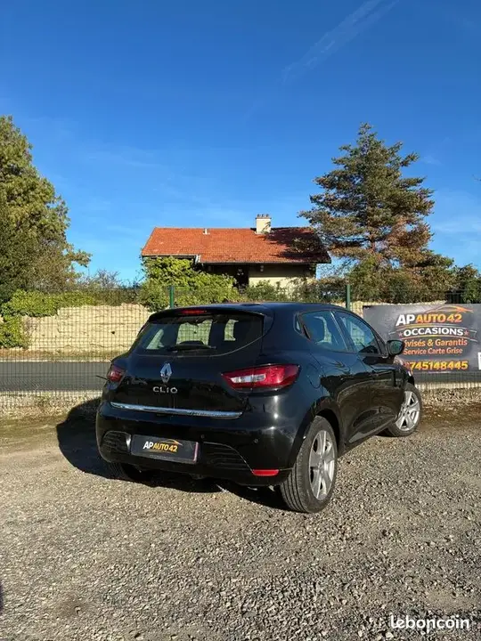 Renault Clio 2015 photo 3