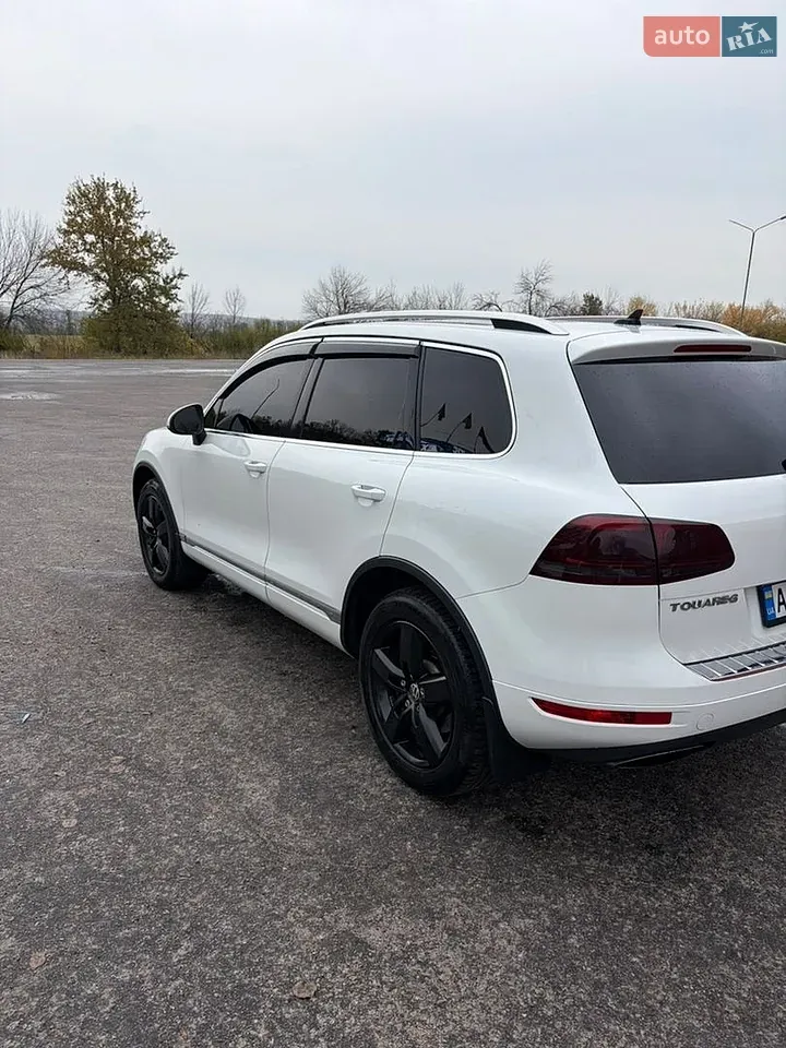 Volkswagen Touareg 2011 photo 4