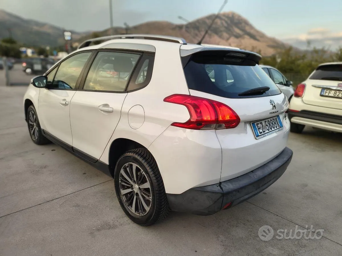 Peugeot 2008 2015 photo 4
