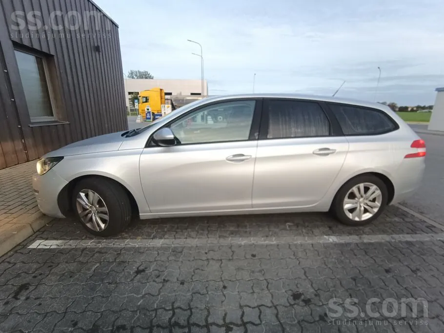 Peugeot 308 2015 photo 3
