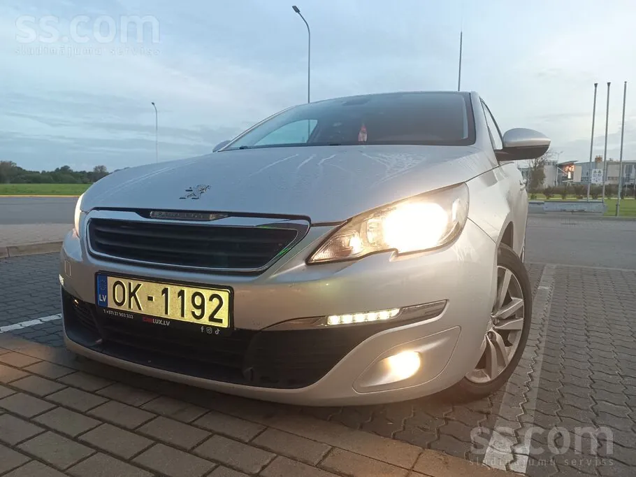 Peugeot 308 2015 photo 2
