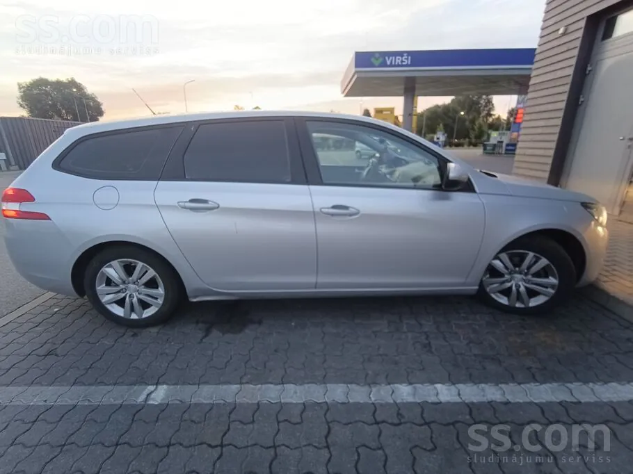Peugeot 308 2015 photo 4