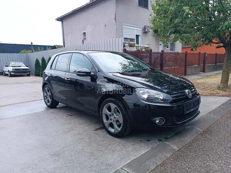 Volkswagen Golf 2010 photo 5