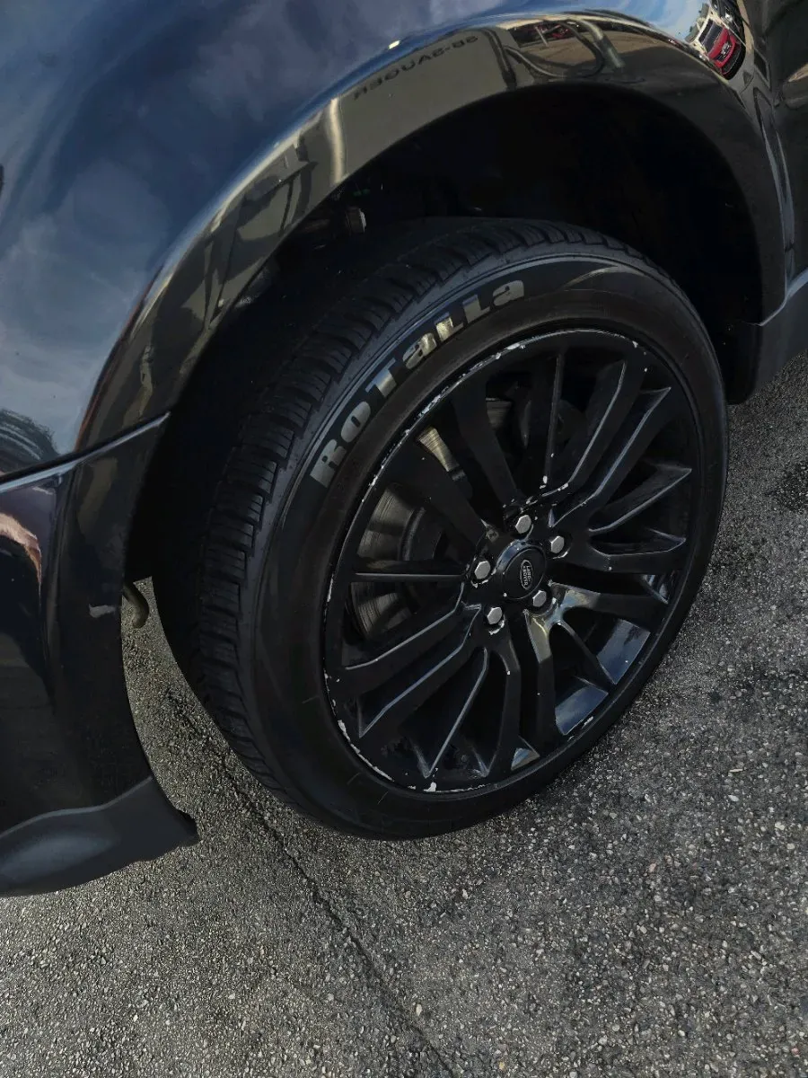 Land Rover Range Rover Sport 2011 photo 2
