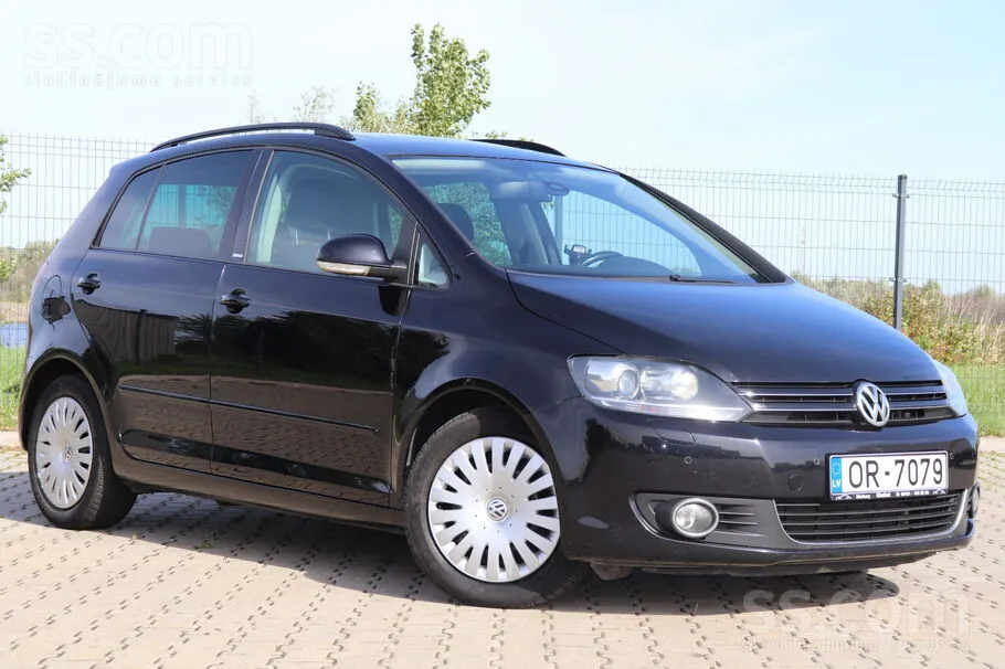 Volkswagen Golf Plus 2012 photo 2