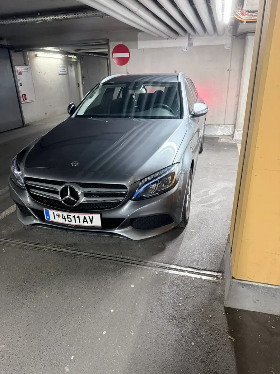 Mercedes-Benz C-Class 2018 photo 2