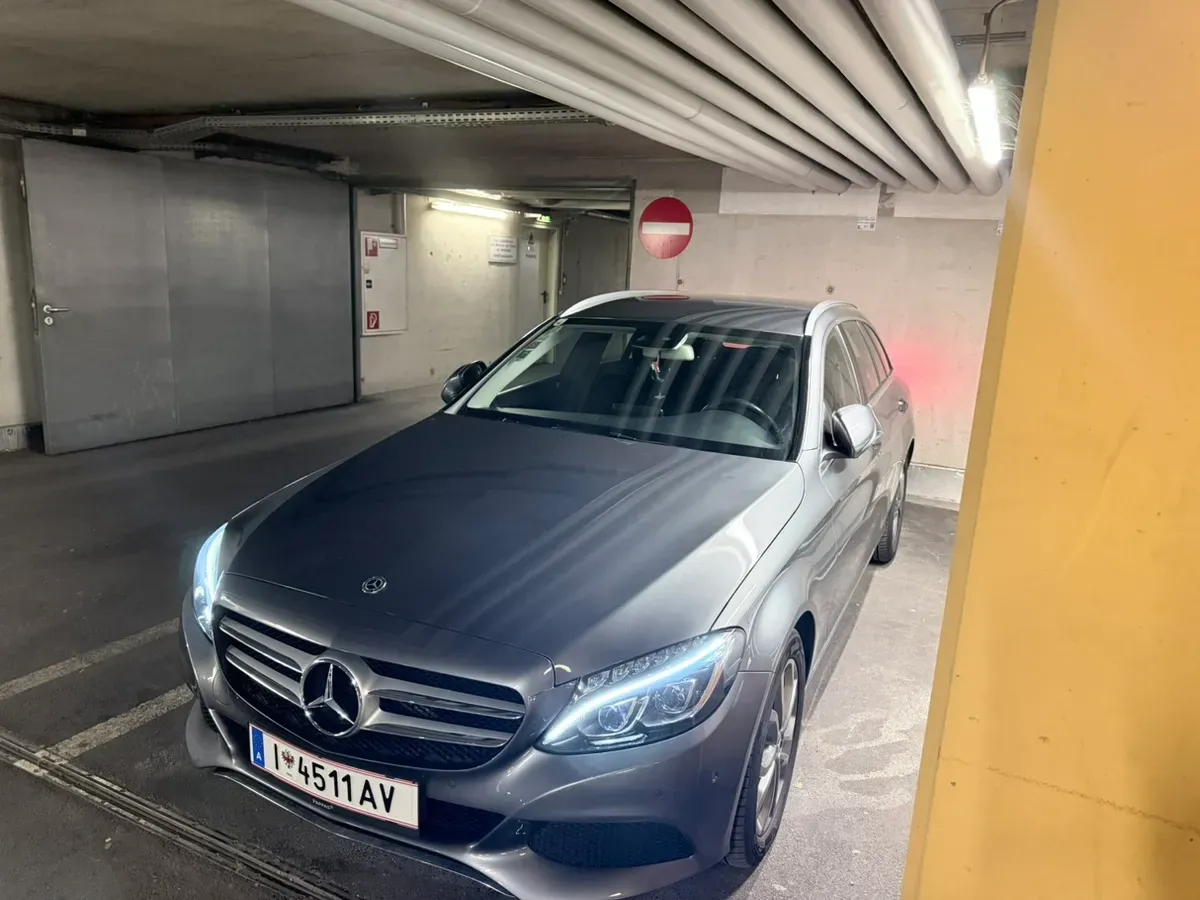 Mercedes-Benz C-Class 2018 photo 3
