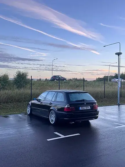 BMW 330D 2003 photo 4
