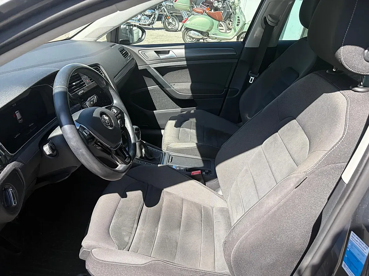Volkswagen Golf 2018 photo 3
