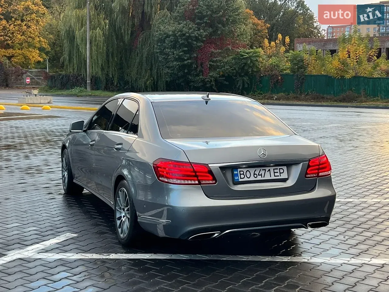 Mercedes-Benz E-Class 2013 photo 4
