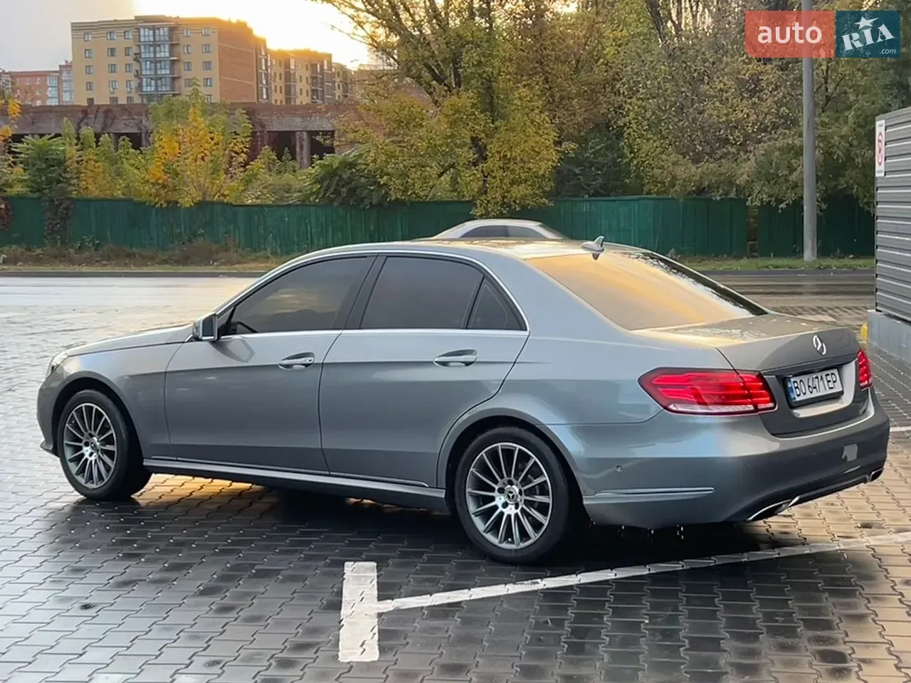 Mercedes-Benz E-Class 2013 photo 3