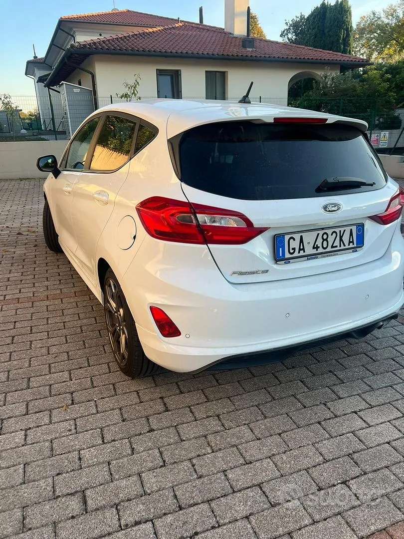 Ford Fiesta 2020 photo 2