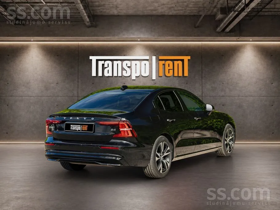 Volvo S60 2023 photo 5