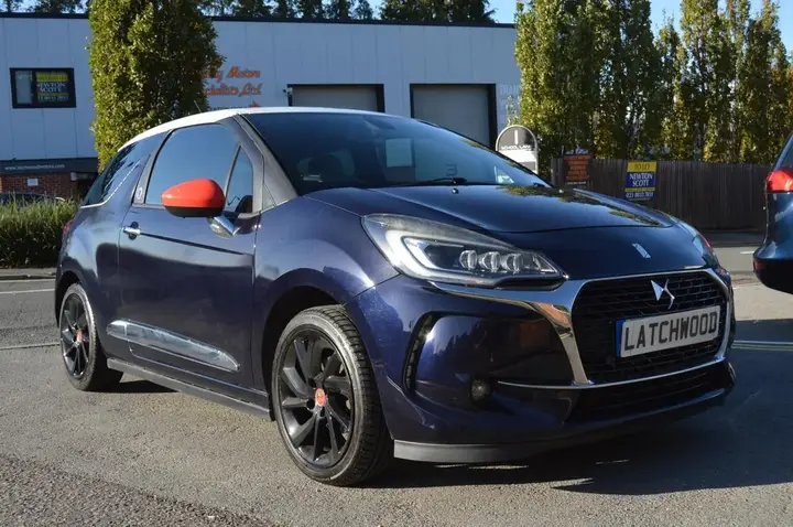 DS Automobiles Ds 3 2017 photo 3