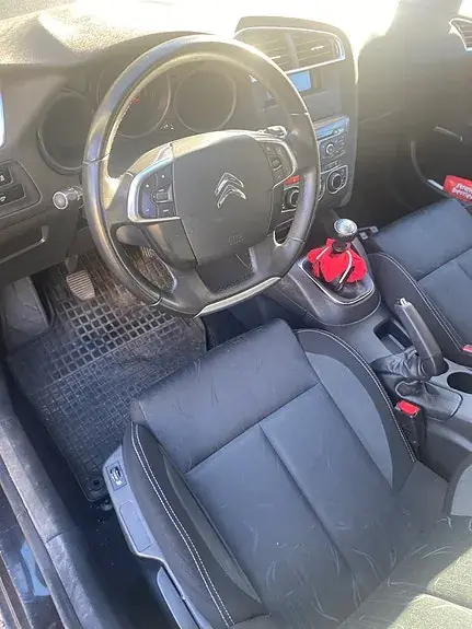 Citroen C4 2013 photo 3