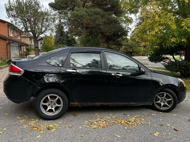 Ford Focus 2009 photo 3