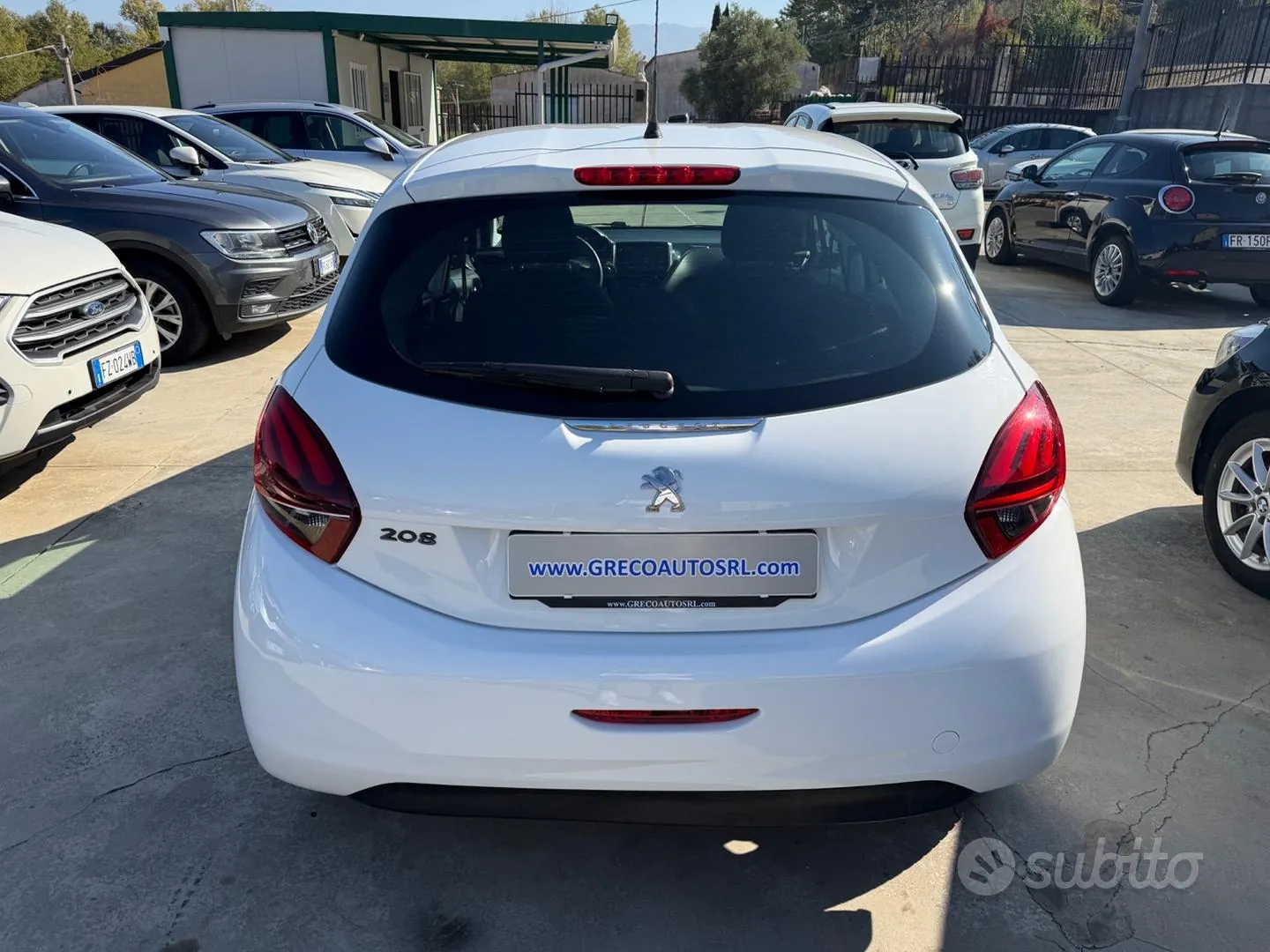 Peugeot 208 2018 photo 3