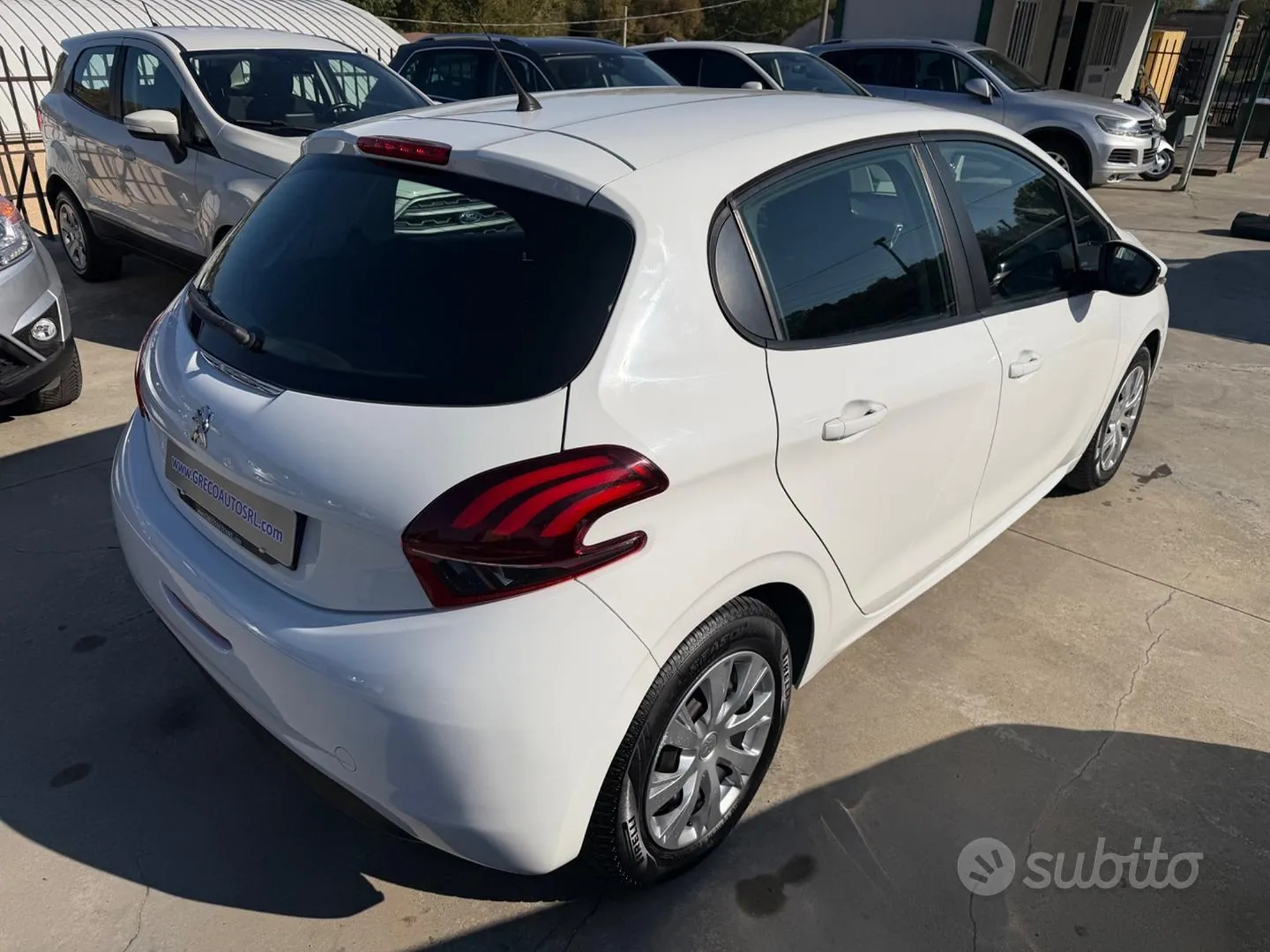 Peugeot 208 2018 photo 2