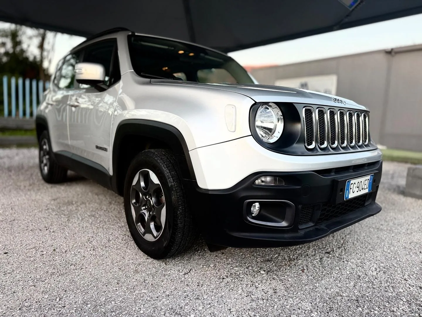 Jeep Renegade 2016 photo 2