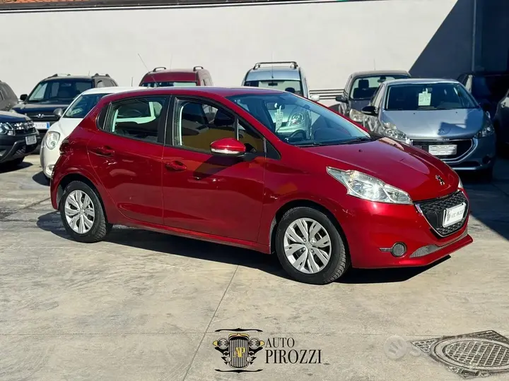 Peugeot 208 2013 photo 3