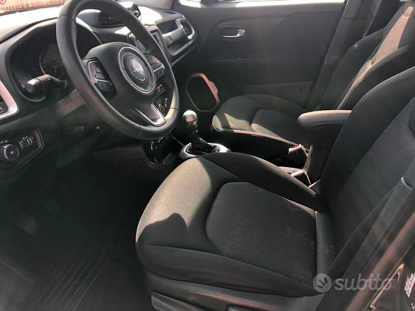 Jeep Renegade 2016 photo 5